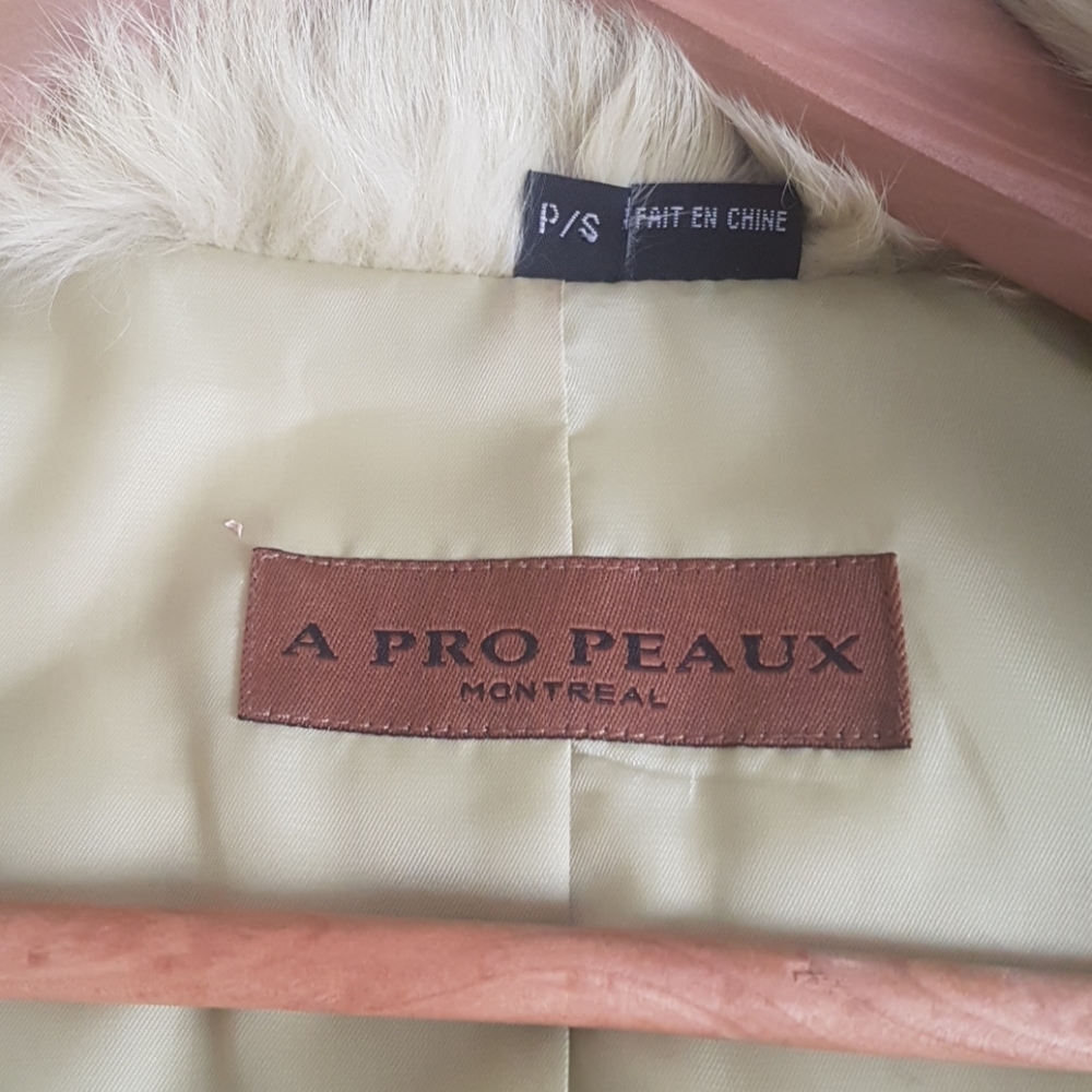 Lime green Rabbit fur coat - Picture 4 of 10
